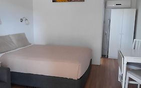 Aromet Motor Inn